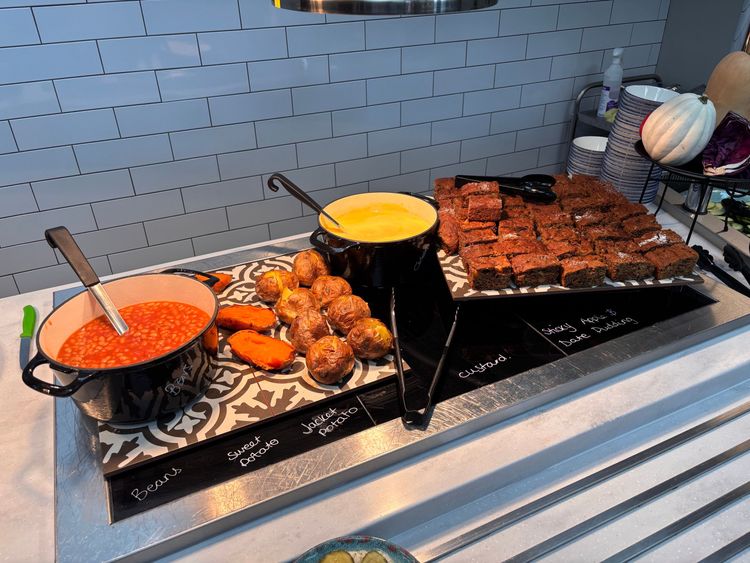 Servery10.jpg